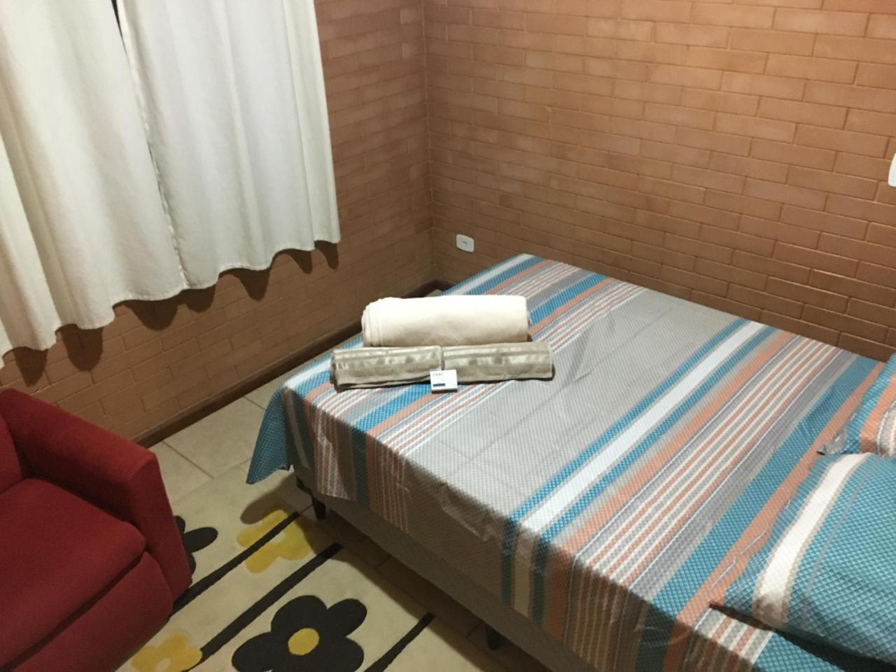 Chacara 4 Quartos Com Piscina Socorro  Εξωτερικό φωτογραφία